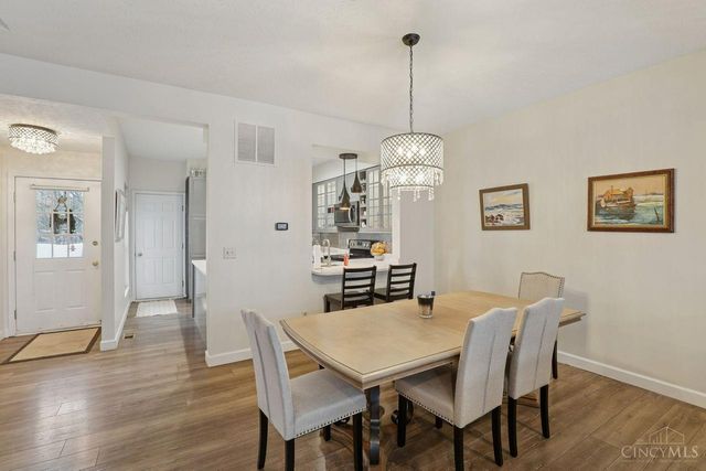 6051 Bridgehaven Drive, Miami Twp, OH 45150