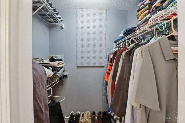 6051 Bridgehaven Drive, Miami Twp, OH 45150