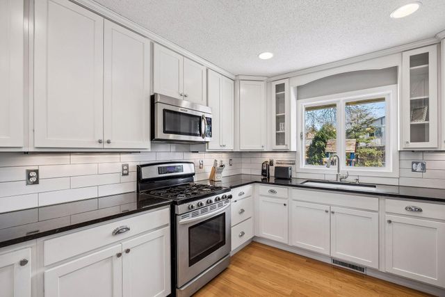 7221 Cornelia Drive, Edina, MN 55435