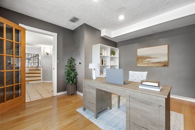 7221 Cornelia Drive, Edina, MN 55435