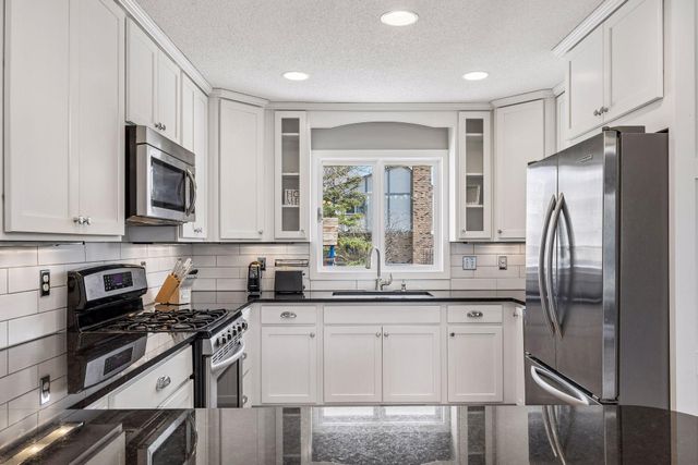 7221 Cornelia Drive, Edina, MN 55435