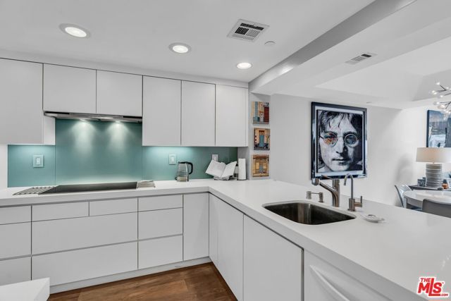 140 Ocean Park Boulevard 628, Santa Monica, CA 90405