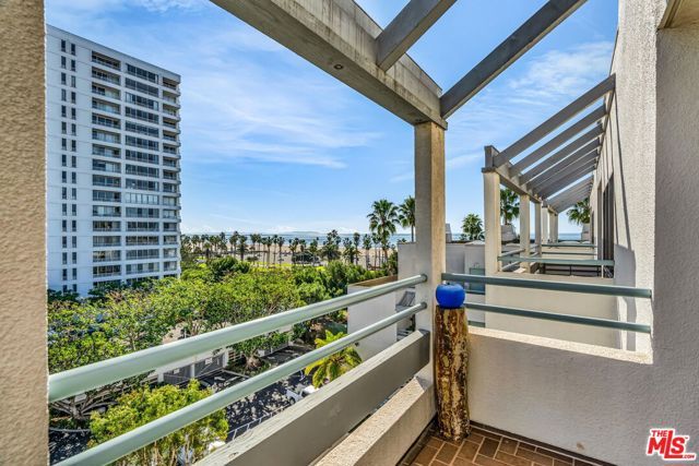 140 Ocean Park Boulevard 628, Santa Monica, CA 90405