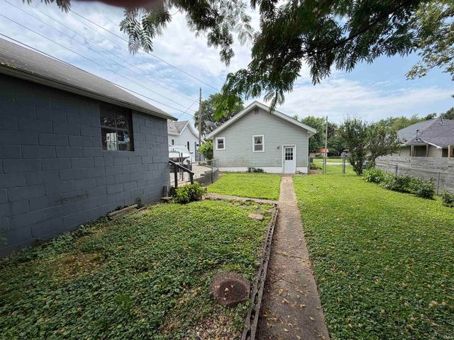 1917 7th Street, Bedford, IN 47421