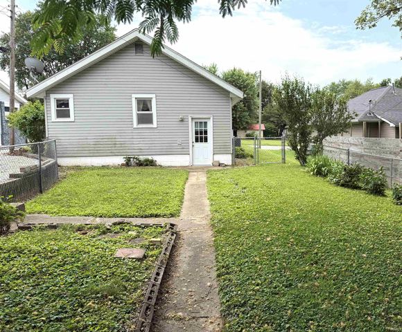 1917 7th Street, Bedford, IN 47421
