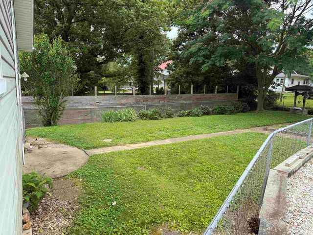 1917 7th Street, Bedford, IN 47421