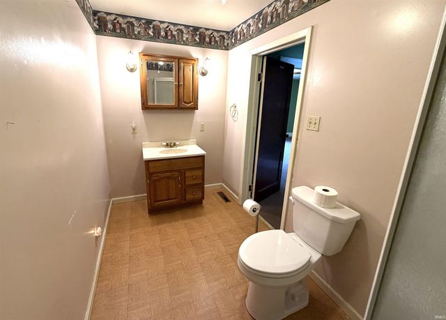 1917 7th Street, Bedford, IN 47421