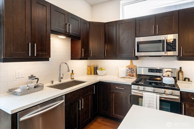 3832 S Edmunds Street Ct, Seattle, WA 98118