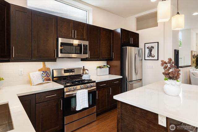 3832 S Edmunds Street Ct, Seattle, WA 98118