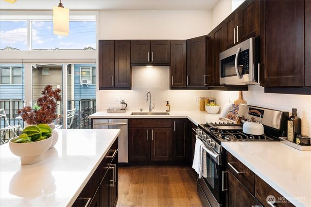 3832 S Edmunds Street Ct, Seattle, WA 98118