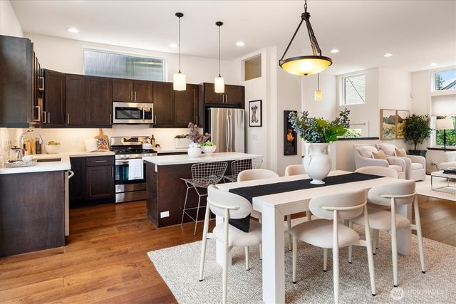 3832 S Edmunds Street Ct, Seattle, WA 98118