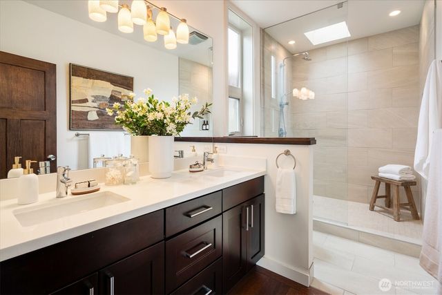 3832 S Edmunds Street Ct, Seattle, WA 98118