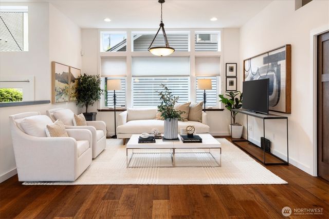 3832 S Edmunds Street Ct, Seattle, WA 98118
