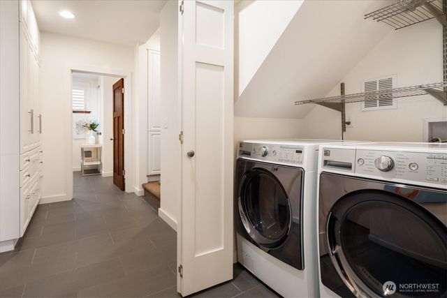 3832 S Edmunds Street Ct, Seattle, WA 98118
