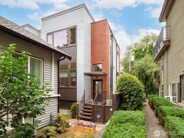 3832 S Edmunds Street Ct, Seattle, WA 98118