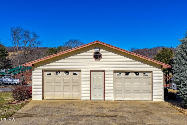 102 Thorps Chapel Road, Rogersville, TN 37857