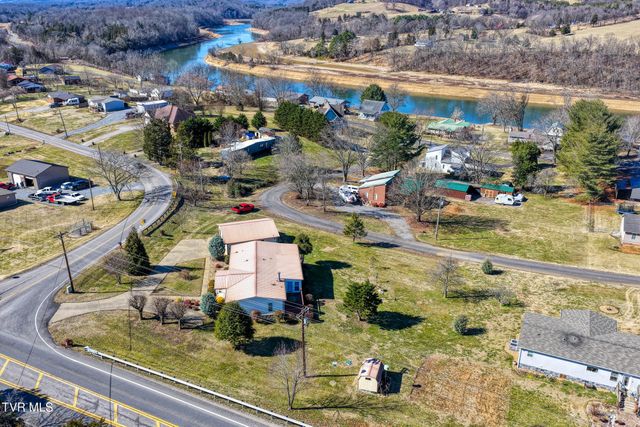 102 Thorps Chapel Road, Rogersville, TN 37857