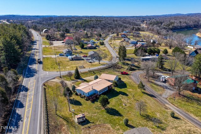 102 Thorps Chapel Road, Rogersville, TN 37857