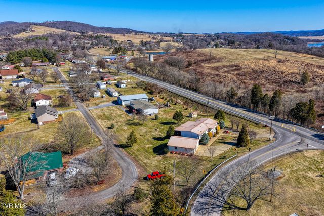 102 Thorps Chapel Road, Rogersville, TN 37857