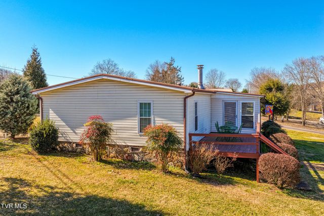102 Thorps Chapel Road, Rogersville, TN 37857