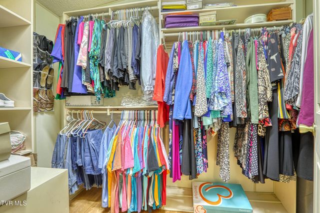 102 Thorps Chapel Road, Rogersville, TN 37857