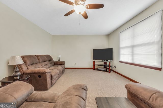 2050 N McDonough Road, Griffin, GA 30223