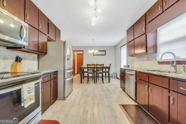 2050 N McDonough Road, Griffin, GA 30223