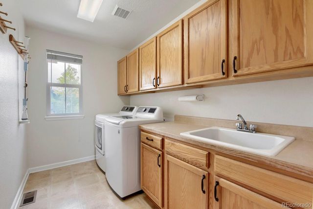 10675 Cliffrose Way, Highlands Ranch, CO 80130