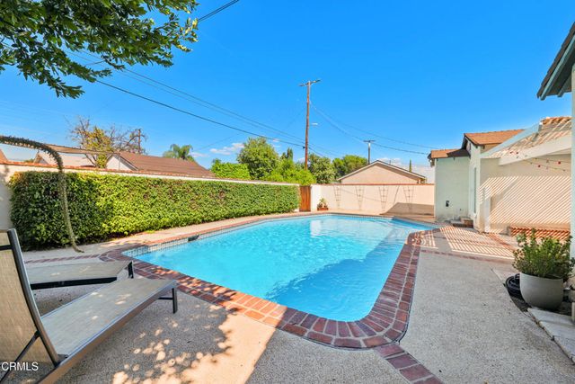 19545 Bryant Street, Northridge, CA 91324