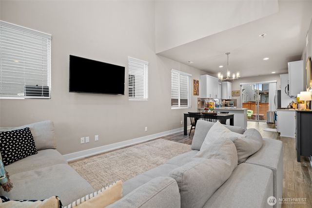 18815 Eagle Ridge Drive E, Bonney Lake, WA 98391