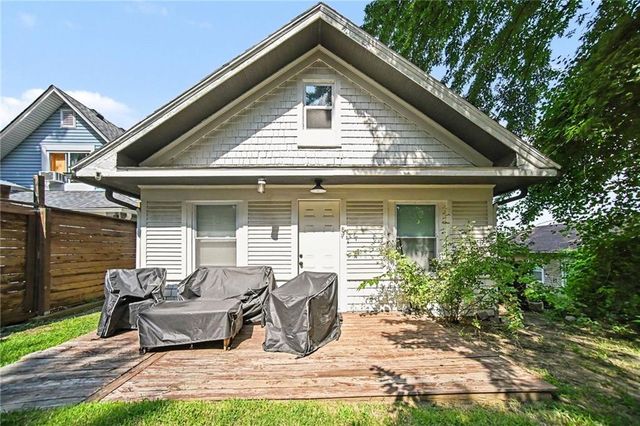 329 Cambridge Street, Kansas City, KS 66103