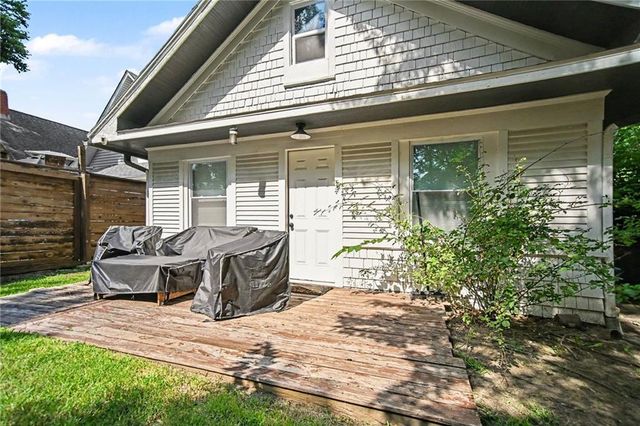 329 Cambridge Street, Kansas City, KS 66103