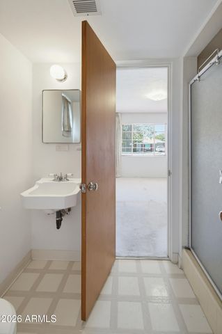 1720 W ROVEY Avenue, Phoenix, AZ 85015