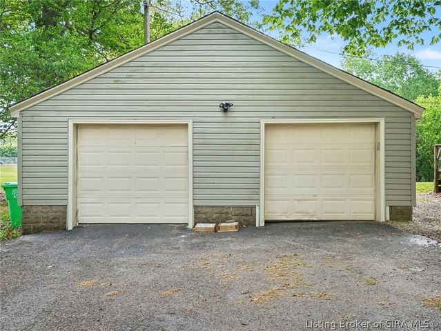 5369 State Road 62, Georgetown, IN 47122