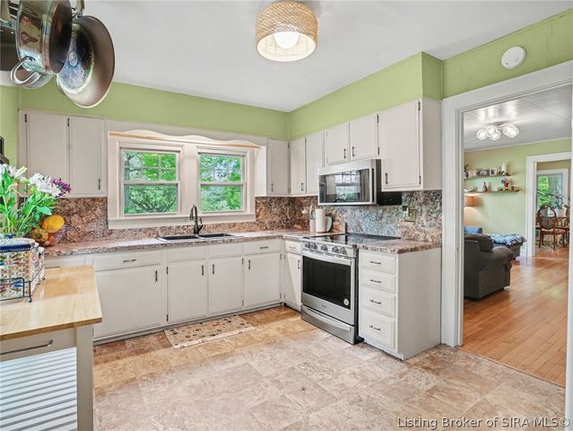 5369 State Road 62, Georgetown, IN 47122