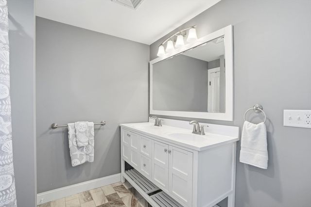 4 Cross Road, Bourne, MA 02532
