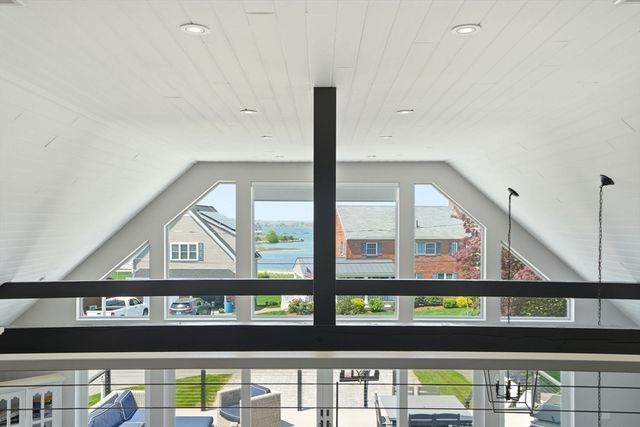 4 Cross Road, Bourne, MA 02532