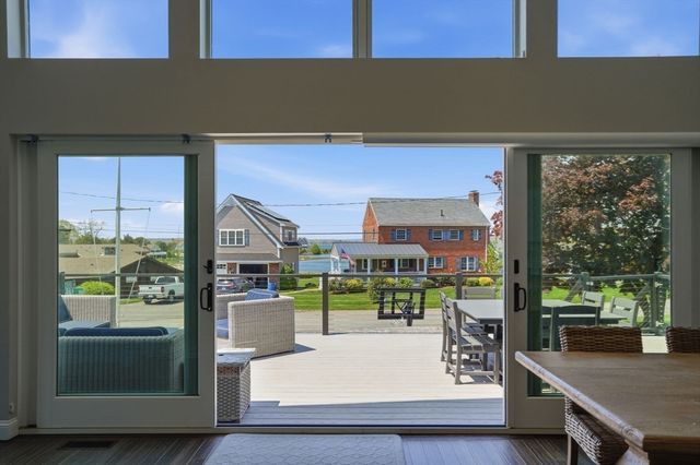 4 Cross Road, Bourne, MA 02532