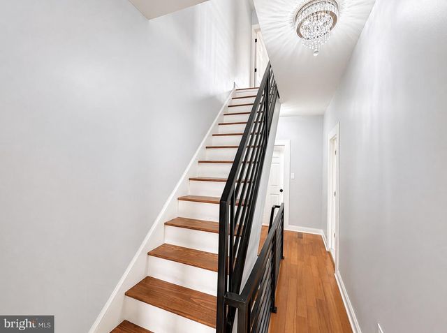 60 W POMONA ST, Philadelphia, PA 19144