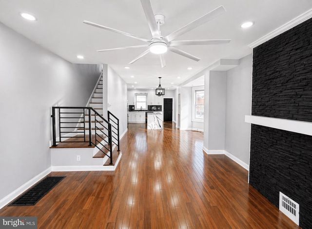 60 W POMONA ST, Philadelphia, PA 19144