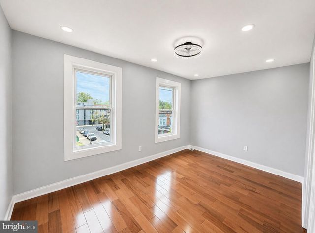 60 W POMONA ST, Philadelphia, PA 19144