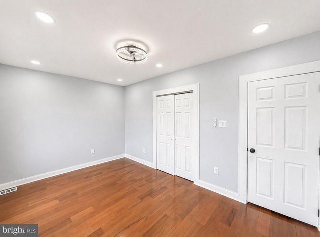60 W POMONA ST, Philadelphia, PA 19144