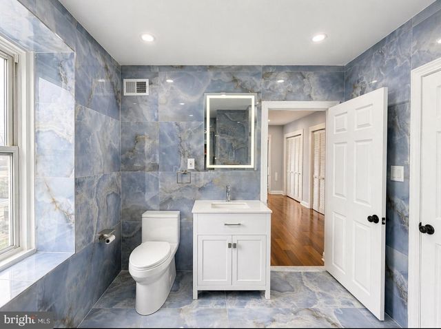 60 W POMONA ST, Philadelphia, PA 19144