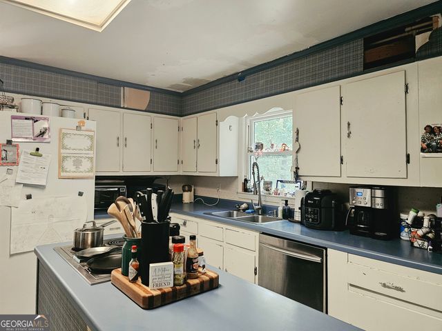 132 Sardis Church Road, Newnan, GA 30263