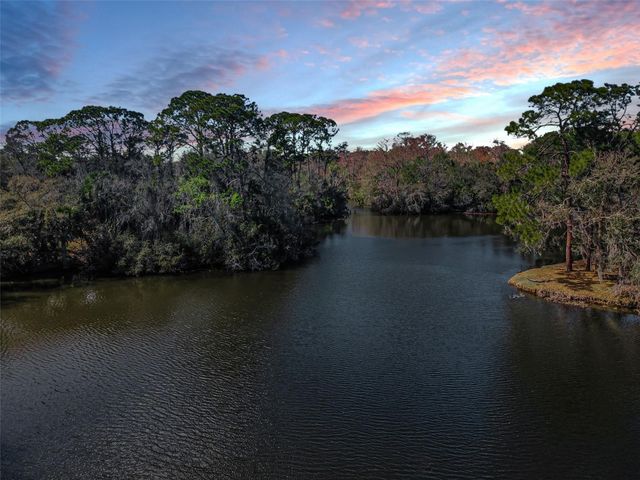 1532 WOODSTREAM DRIVE, Oldsmar, FL 34677