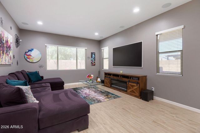 24914 N 176TH Avenue, Surprise, AZ 85387