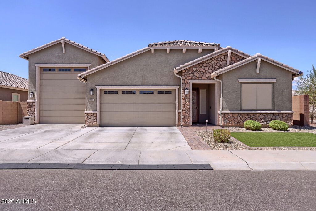 24914 N 176TH Avenue, Surprise, AZ 85387