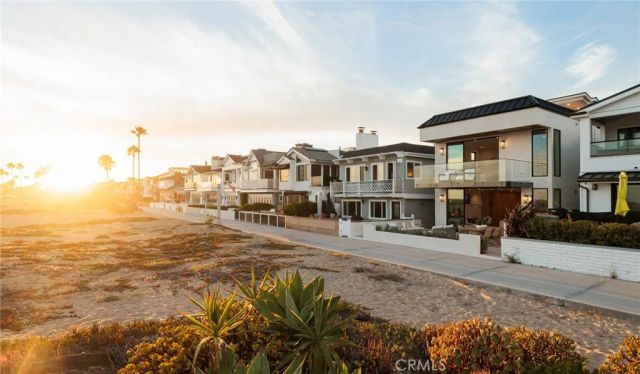 1123 E Balboa, Newport Beach, CA 92661