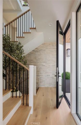 1123 E Balboa, Newport Beach, CA 92661