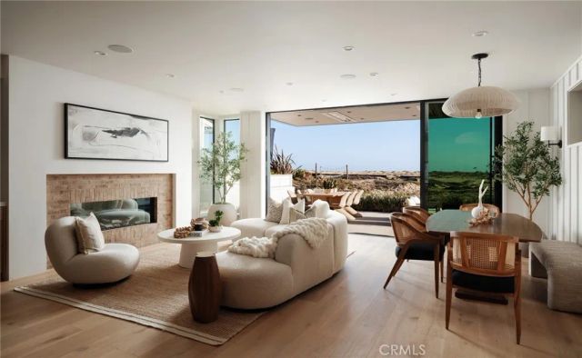 1123 E Balboa, Newport Beach, CA 92661